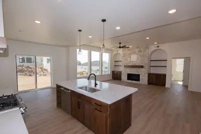 1112 E 50 N, Hyde Park, UT 84318 - Photo 6