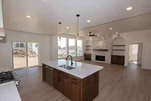 1112 E 50 N, Hyde Park, UT 84318 - Photo 6