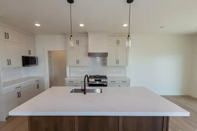 1112 E 50 N, Hyde Park, UT 84318 - Photo 8