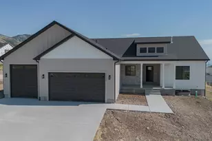 1112 E 50 N, Hyde Park, UT 84318 - Photo 58