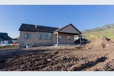 1112 E 50 N, Hyde Park, UT 84318 - Photo 30