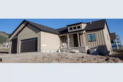 1112 E 50 N, Hyde Park, UT 84318 - Photo 2