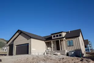 1112 E 50 N, Hyde Park, UT 84318 - Photo 2