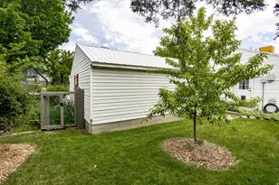 2212 E 4500 S, Salt Lake City, UT 84117 - Photo 32