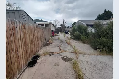 5005 S 4420 W, Kearns, UT 84118 - Photo 12