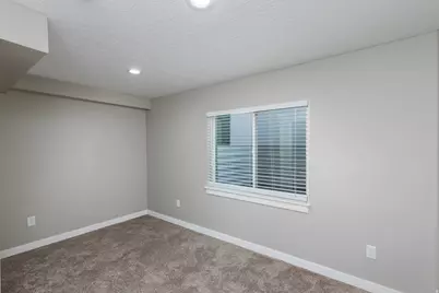 1683 W Packsaddle Cir, Bluffdale, UT 84065 - Photo 26
