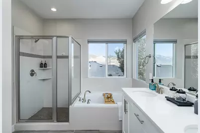 1683 W Packsaddle Cir, Bluffdale, UT 84065 - Photo 18