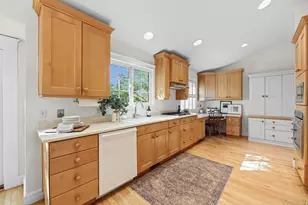 11848 S Cedar Ridge Rd, Sandy, UT 84094 - Photo 10