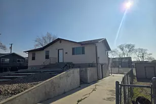 281 W 300 N, Kaysville, UT 84037 - Photo 4