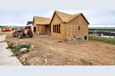 649 E 250 N, Providence, UT 84332 - Photo 4