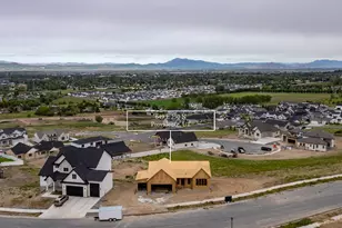 649 E 250 N, Providence, UT 84332 - Photo 2