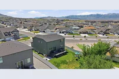 240 W 1320 N, Tooele, UT 84074 - Photo 6