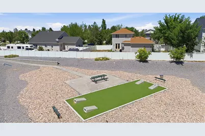 240 W 1320 N, Tooele, UT 84074 - Photo 8