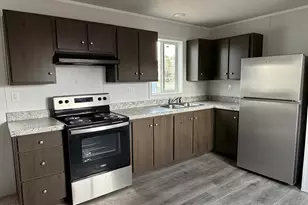 425 N Esquire Parkway, Castle Dale, UT 84513 - Photo 2