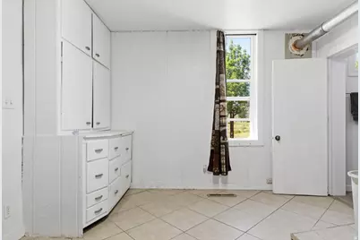 112 S 1st E E, Weston, ID 83286 - Photo 10