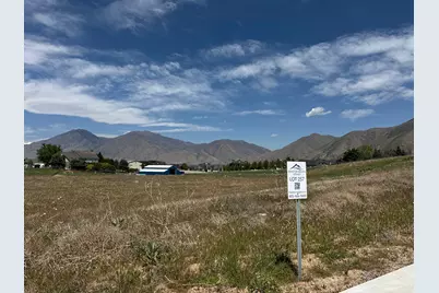 586 Diamond Ridge Dr, Mapleton, UT 84664 - Photo 1