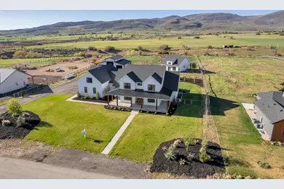1820 W Farmhouse Flats Rd, Peoa, UT 84061 - Photo 1