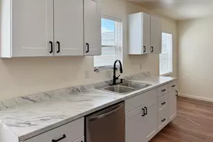 320 Columbia Dr, East Carbon, UT 84520 - Photo 4