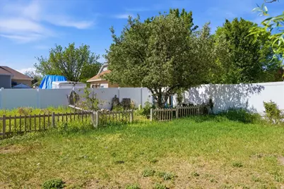 2811 W Lastrada Way S, Riverton, UT 84065 - Photo 28