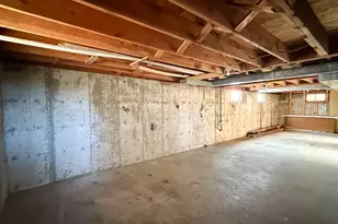 4579 S 250 E, Washington Terrace, UT 84405 - Photo 16