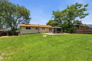 373 W 2725 S, Bountiful, UT 84010 - Photo 2