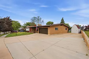 2090 W 5800 S, Roy, UT 84067 - Photo 4