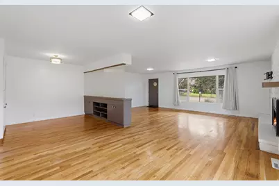 2090 W 5800 S, Roy, UT 84067 - Photo 8