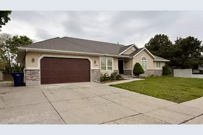 1528 E Buttercup Dr, Sandy, UT 84092 - Photo 1