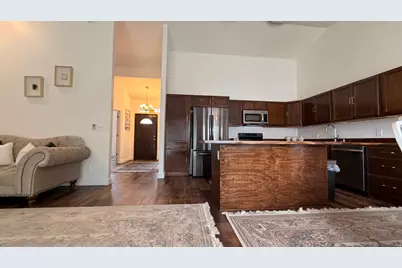 1528 E Buttercup Dr, Sandy, UT 84092 - Photo 12