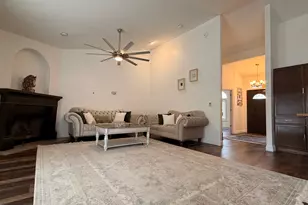 1528 E Buttercup Dr, Sandy, UT 84092 - Photo 6