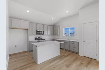 212 E 770 N, Santaquin, UT 84655 - Photo 6