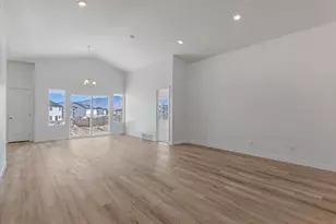 212 E 770 N, Santaquin, UT 84655 - Photo 4