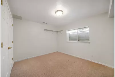 1576 E Bridlebrook Cir S, Salt Lake City, UT 84117 - Photo 30