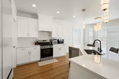 7286 S 5720 W #407, West Jordan, UT 84081 - Photo 12