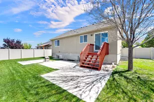 3727 N N Summer Way E, Eagle Mountain, UT 84005 - Photo 22