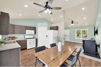 3727 N N Summer Way E, Eagle Mountain, UT 84005 - Photo 6