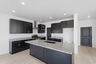 915 N Evelyn St W, Farmington, UT 84025 - Photo 14