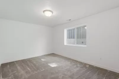 915 N Evelyn St W, Farmington, UT 84025 - Photo 36