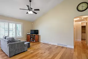 448 W McAllister Ln, Saratoga Springs, UT 84045 - Photo 10
