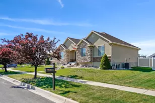 448 W McAllister Ln, Saratoga Springs, UT 84045 - Photo 2