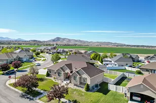 448 W McAllister Ln, Saratoga Springs, UT 84045 - Photo 32