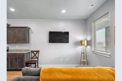 130 W Seasons Ln, Garden City, UT 84028 - Photo 8