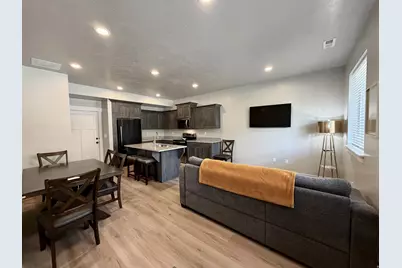 130 W Seasons Ln, Garden City, UT 84028 - Photo 4