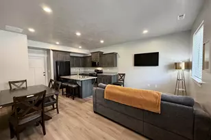 130 W Seasons Ln, Garden City, UT 84028 - Photo 4