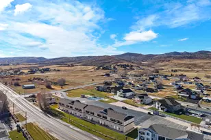 55 W Buttercup Ln, Garden City, UT 84028 - Photo 30