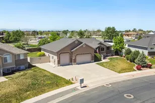 5609 S 4525 W, Hooper, UT 84315 - Photo 2