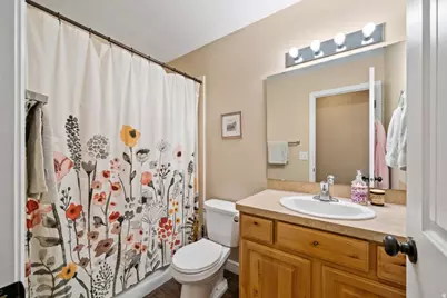 5609 S 4525 W, Hooper, UT 84315 - Photo 14