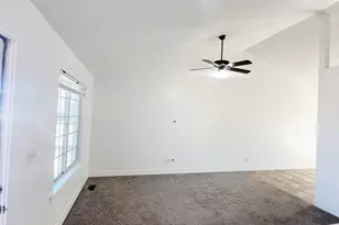 1612 E Shadow Dr, Eagle Mountain, UT 84005 - Photo 8