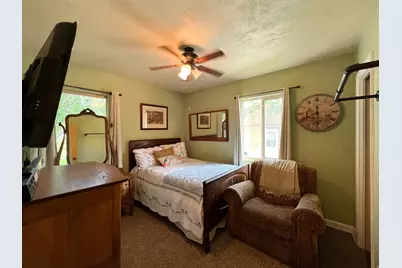 140 S 800 W, Provo, UT 84601 - Photo 8