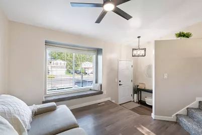 719 N 1725 W, Clinton, UT 84015 - Photo 12